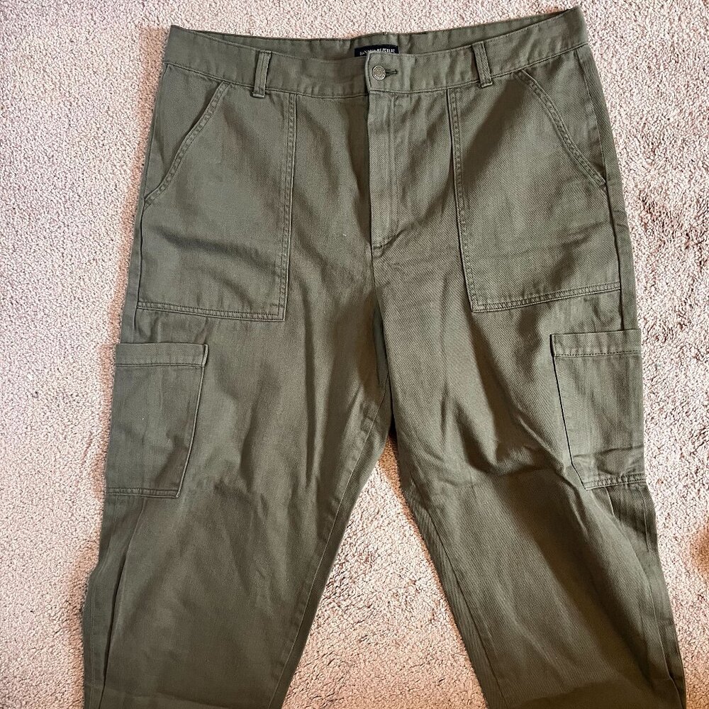 Banana Republic Green Cargo Pants Sz 18